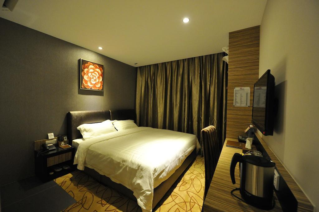 Milano Hotel Kluang Zimmer foto